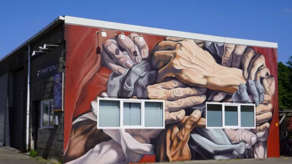 Graffiti gespot op muren in Turnhout: “Maakt deel uit van nieuw kunstproject”